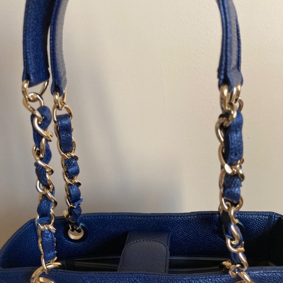 Chanel Petite Shopping Tote PST - Picture 13 of 13